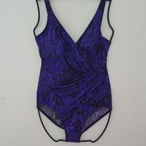 Miraclesuit Purple Paisley Swimsuit With Wrap XL (BOX27)